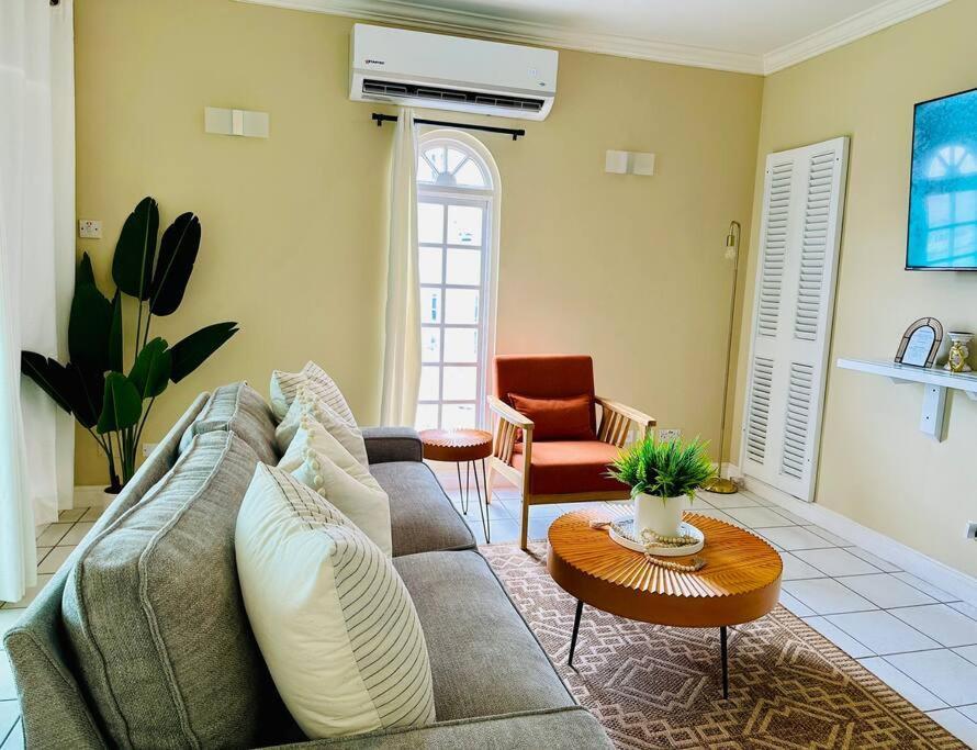 Falcon Islandview - Airport Pickup Available - 24Security Montego Bay Exterior photo